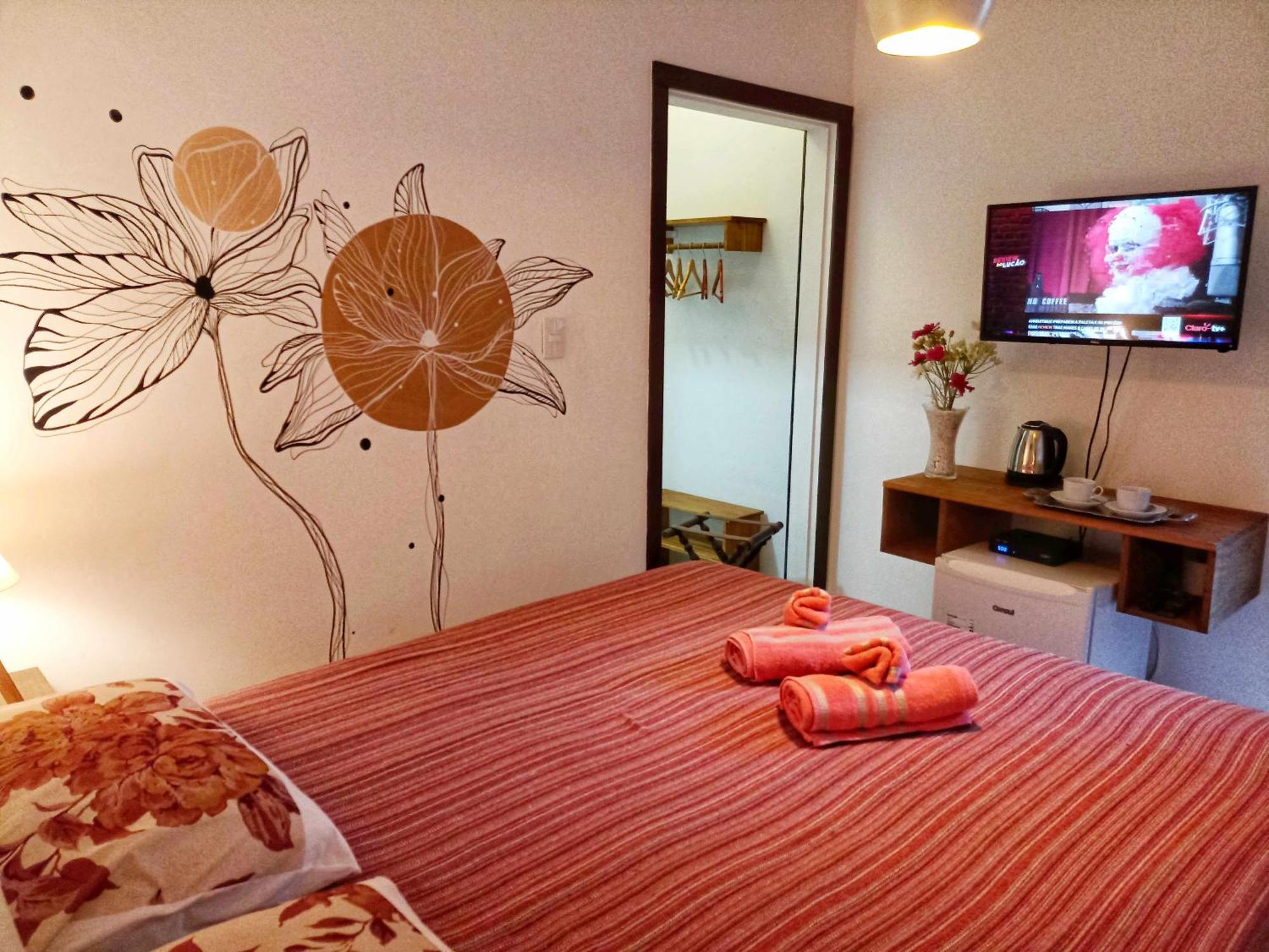 Solar Das Petalas Guest House Florianopolis Luaran gambar