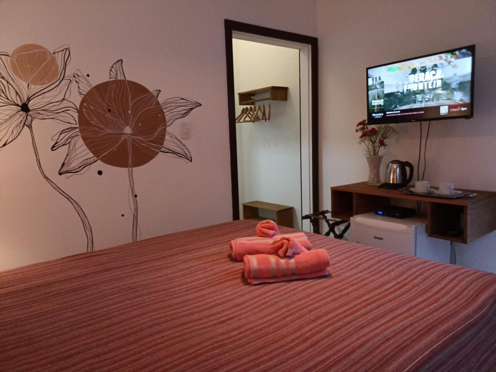 Solar Das Petalas Guest House Florianopolis Bilik gambar